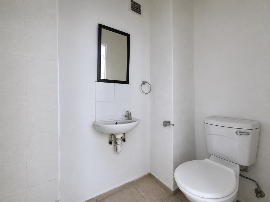 1 Bedroom Property for Sale in Wynberg Western Cape